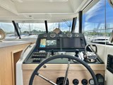 Beneteau Swift Trawler 48 Helm